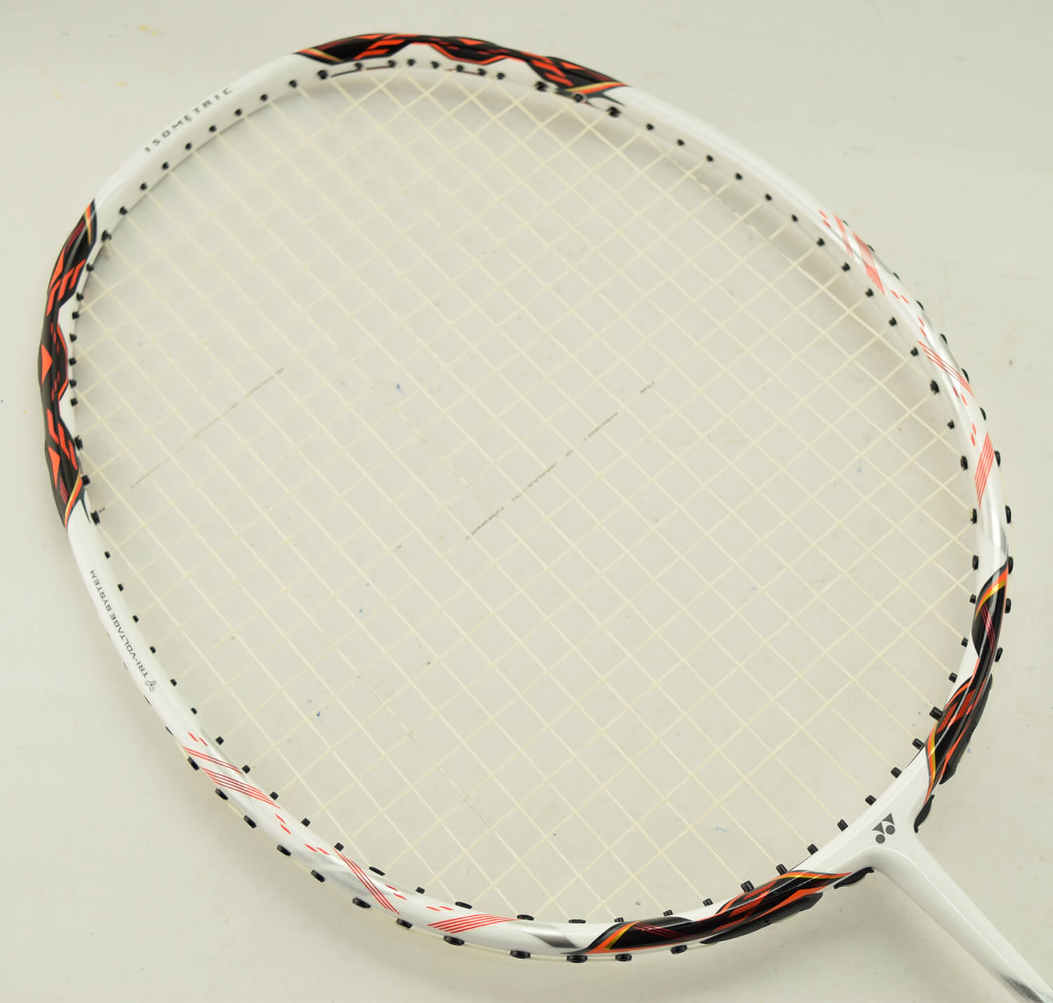 YONEX VOLTRIC80E-tune(ボルトリックE-tune)限定カラー-